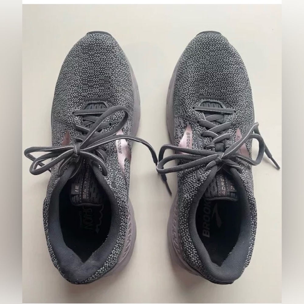 Womens Brooks Adrenaline 21 Size 9.5